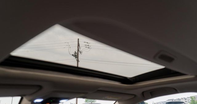 Used 2024  Honda Touring image 10