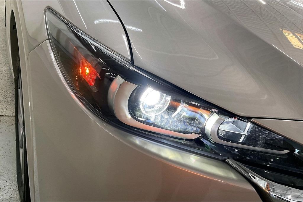 Used 2025 Silver Mazda 2.5 S Preferred Package image 29