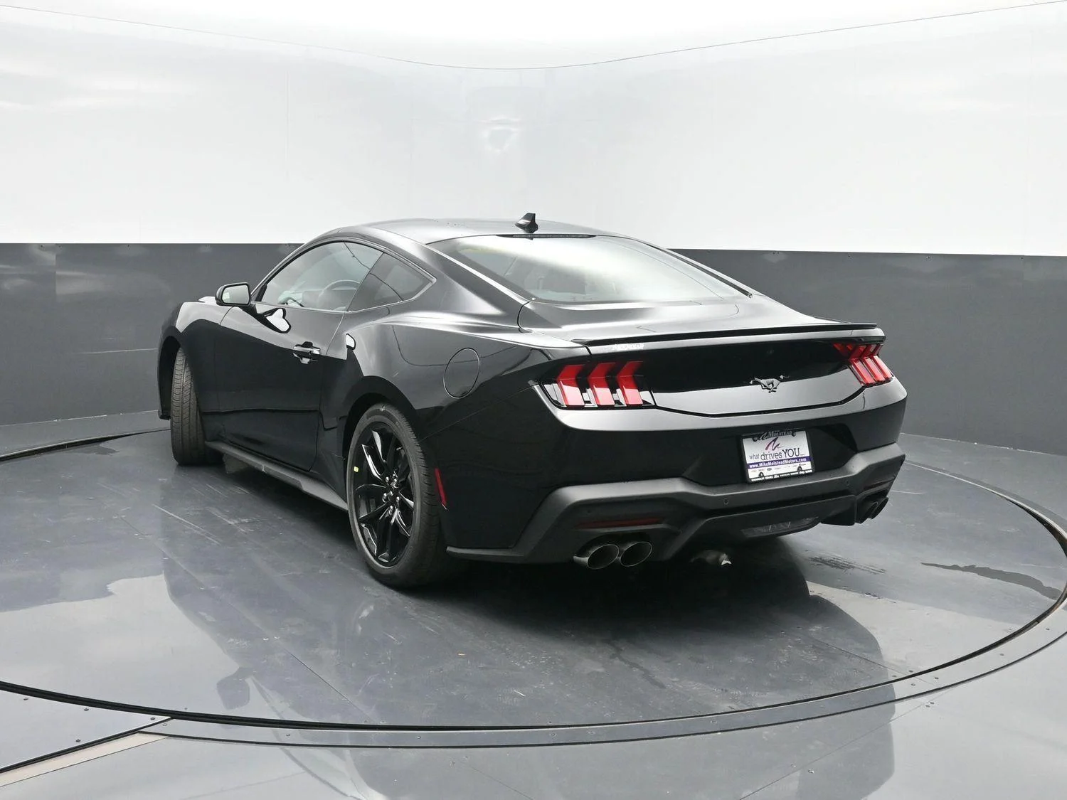 New 2025 Shadow Black Ford EcoBoost® Premium Fastback image 39