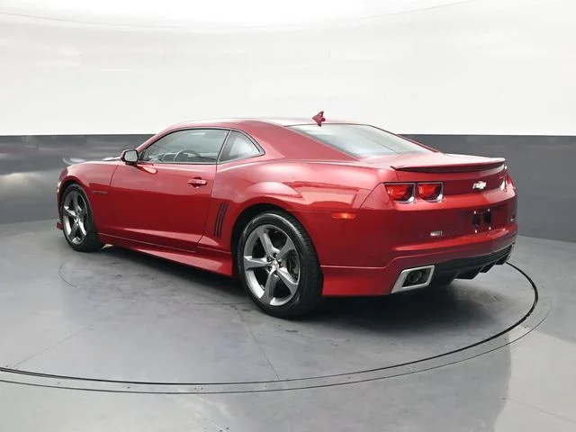Used 2013 Red Chevrolet 2LT image 6