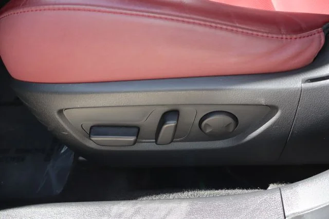 Used 2025 Gray Metallic Mazda 2.5 S Carbon Edition image 11