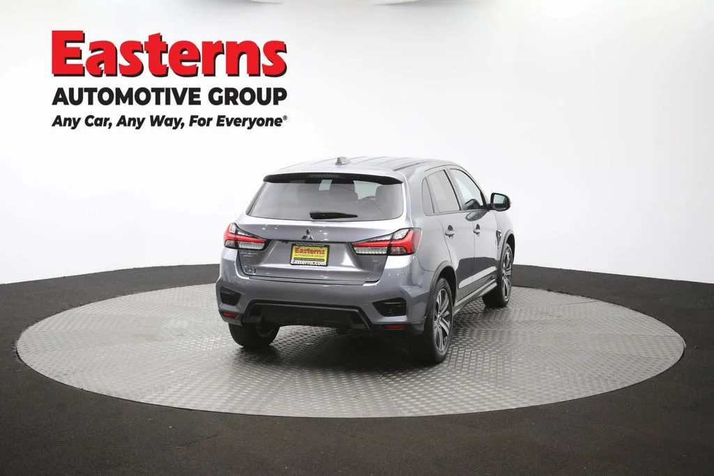 Used 2022 Silver Mitsubishi 2.0 SE image 40