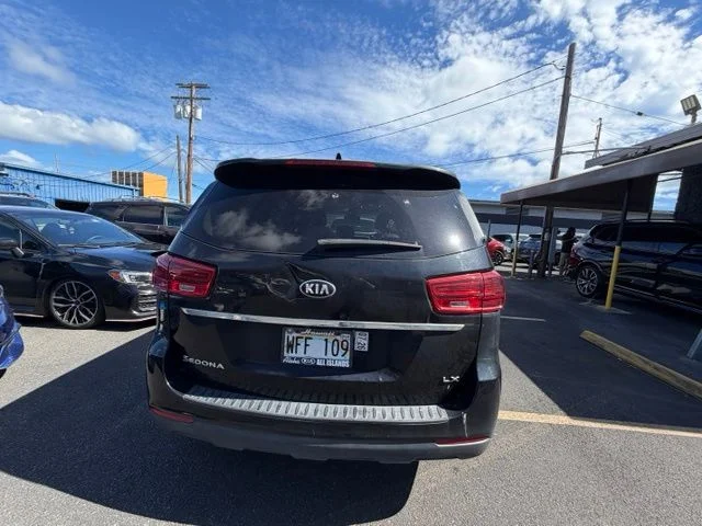Used 2021 Black Kia LX image 7