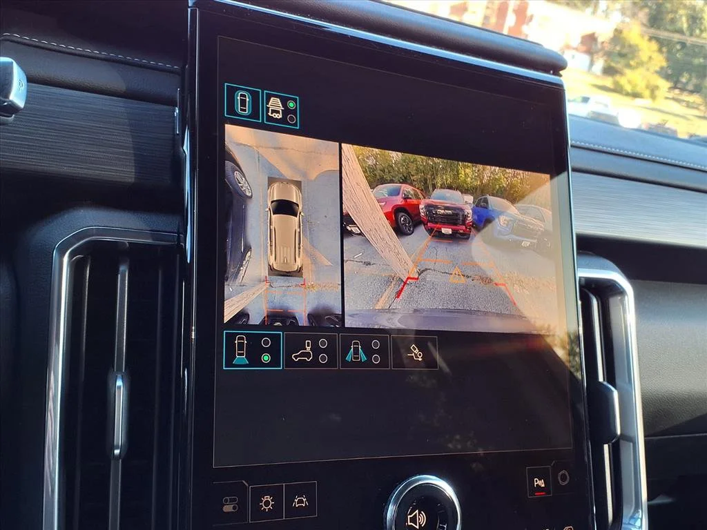 2026 GMC Acadia Elevation - Photo 5