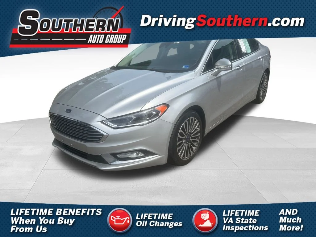 Used 2017 Silver Ford SE image 1