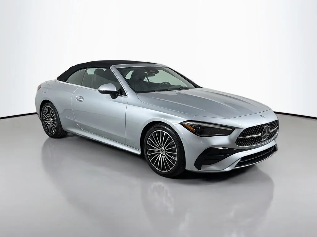 Used 2024 Green Mercedes-Benz CLE 300 image 3