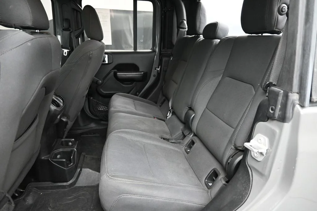 2021 Jeep Gladiator Sport - Photo 29