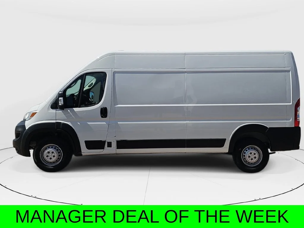 Used 2025 White Ram High Roof image 6