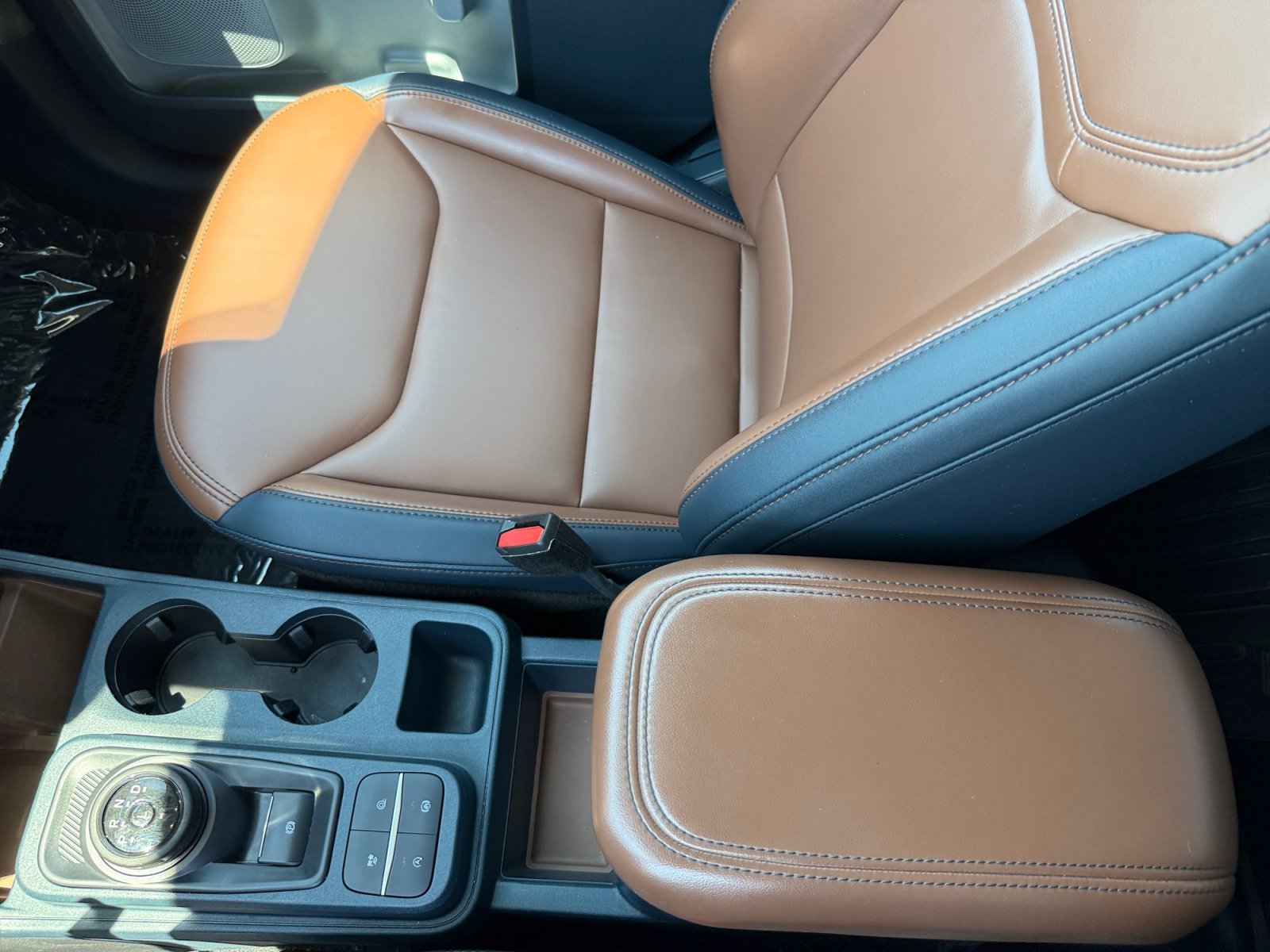 Used 2023 Carbonized Gray Metallic Ford Lariat image 14