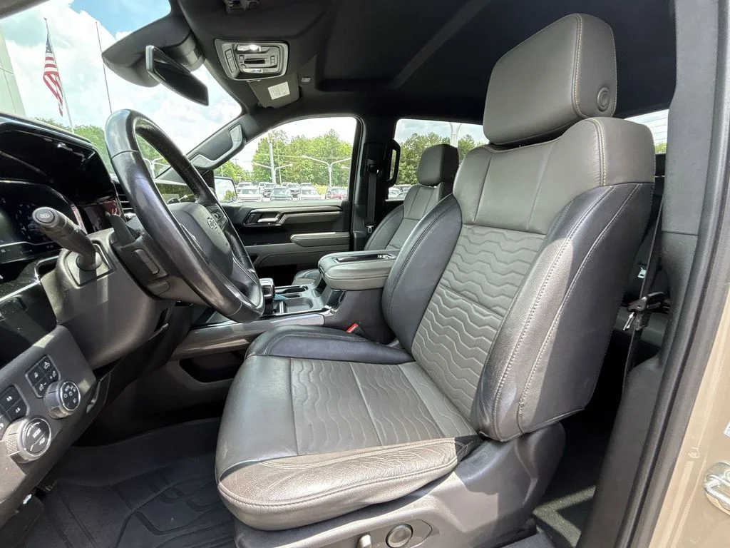 Used 2022 Beige Chevrolet ZR2 image 13