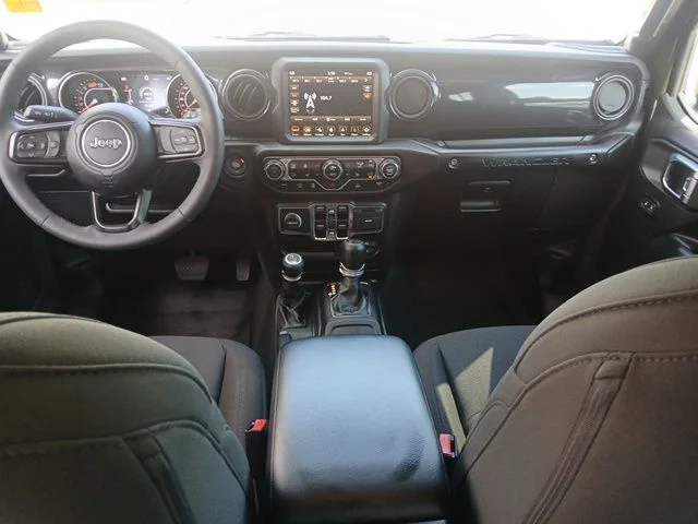 Used 2023 Green Jeep Sport image 13