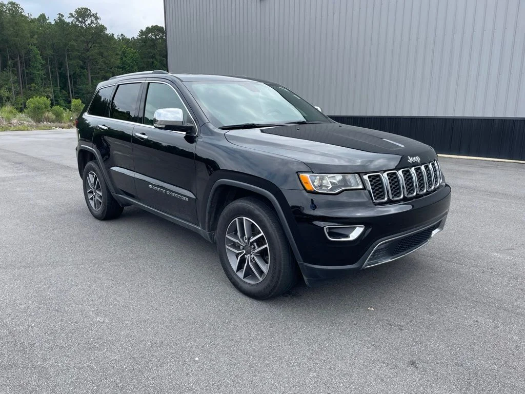 Used 2022 Black Jeep Limited image 1