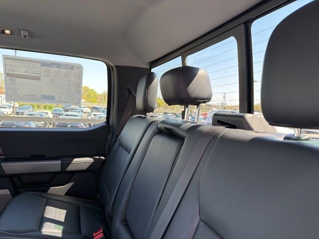 New 2026 Glacier Gray Metallic Tri-Coat Ford F-250® Lariat® image 10