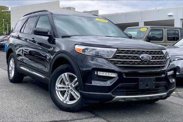 2020 Ford Explorer XLT 4WD's photo