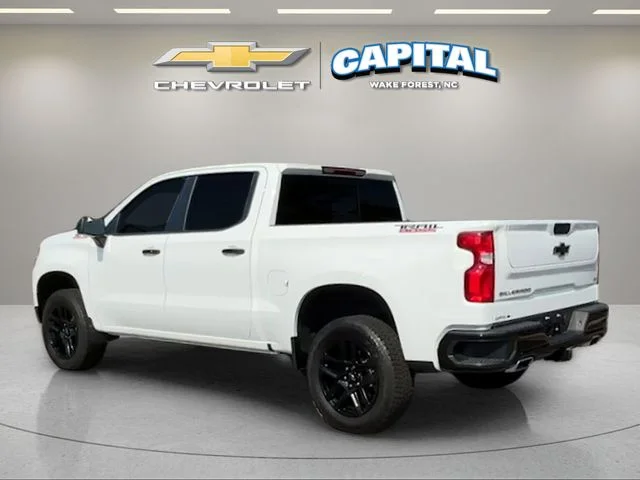 Used 2025 White Chevrolet LT Trail Boss image 3