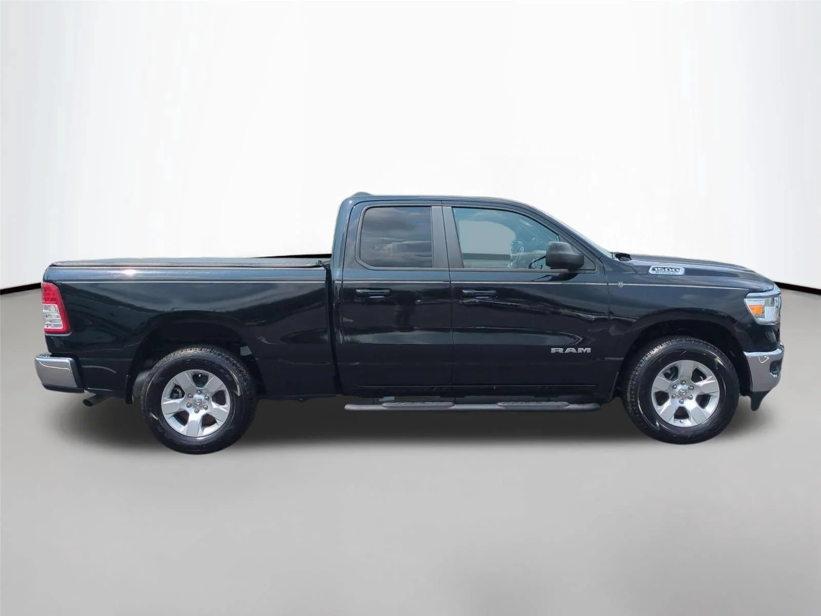 Used 2022 Diamond Black Crystal Pearlcoat Ram Big Horn image 6