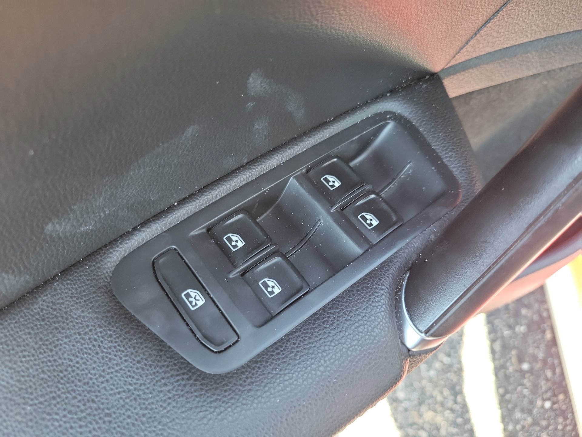 Used 2017 Red Volkswagen TSI SE image 19