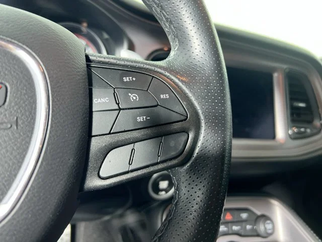 Used 2023 Triple Nickel Clearcoat Dodge R/T image 17