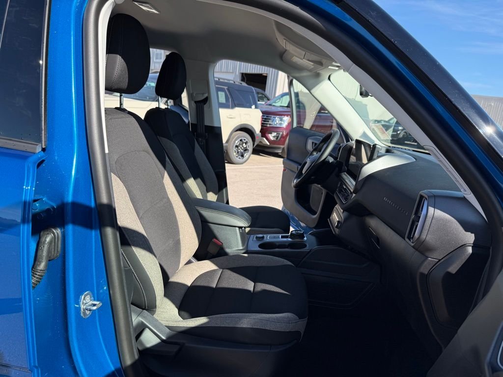 New 2025 Velocity Blue Metallic Ford Big Bend® image 17