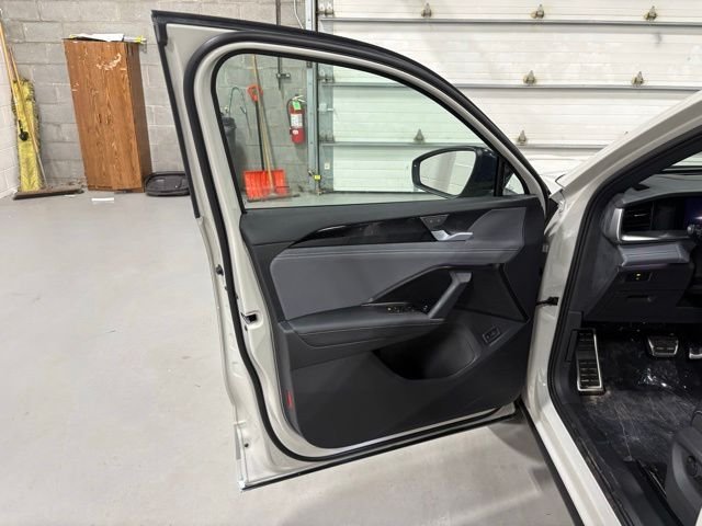 New 2026 Silver Volkswagen 2.0T SE R-Line Black image 10