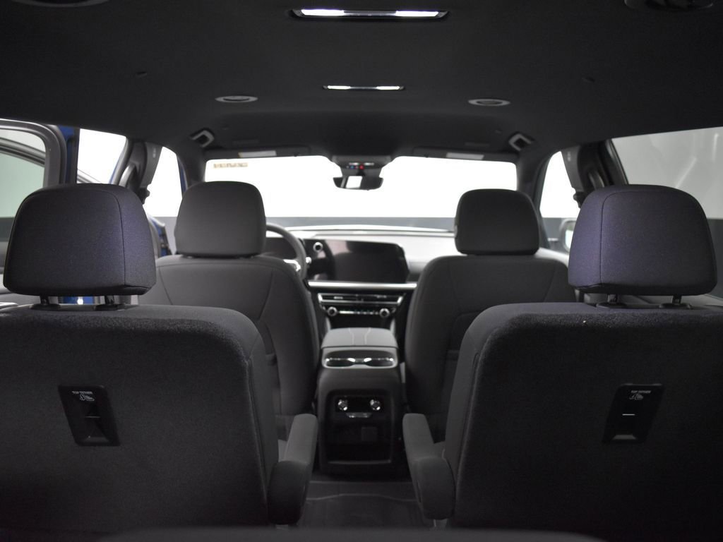 2026 Chevrolet Traverse LT - Photo 28