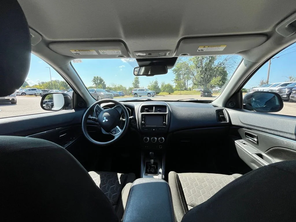 Used 2024 Black Mitsubishi 2.0 ES image 13