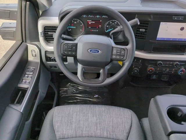 New 2026 Avalanche Ford F-250® XLT image 16
