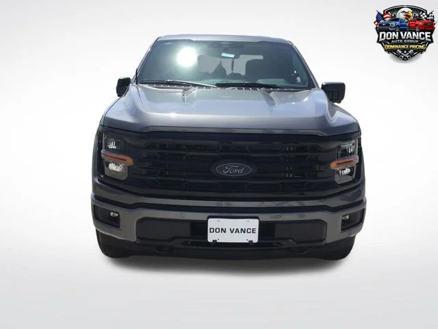 New 2026 Carbonized Gray Metallic Ford XLT image 8