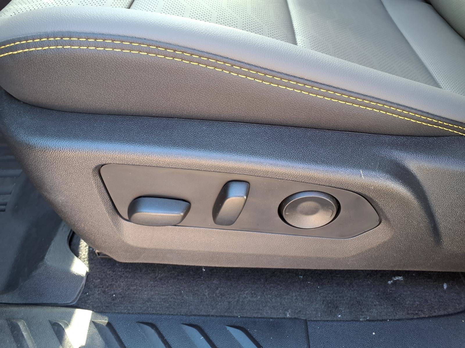 2026 Chevrolet Colorado ZR2 - Photo 9