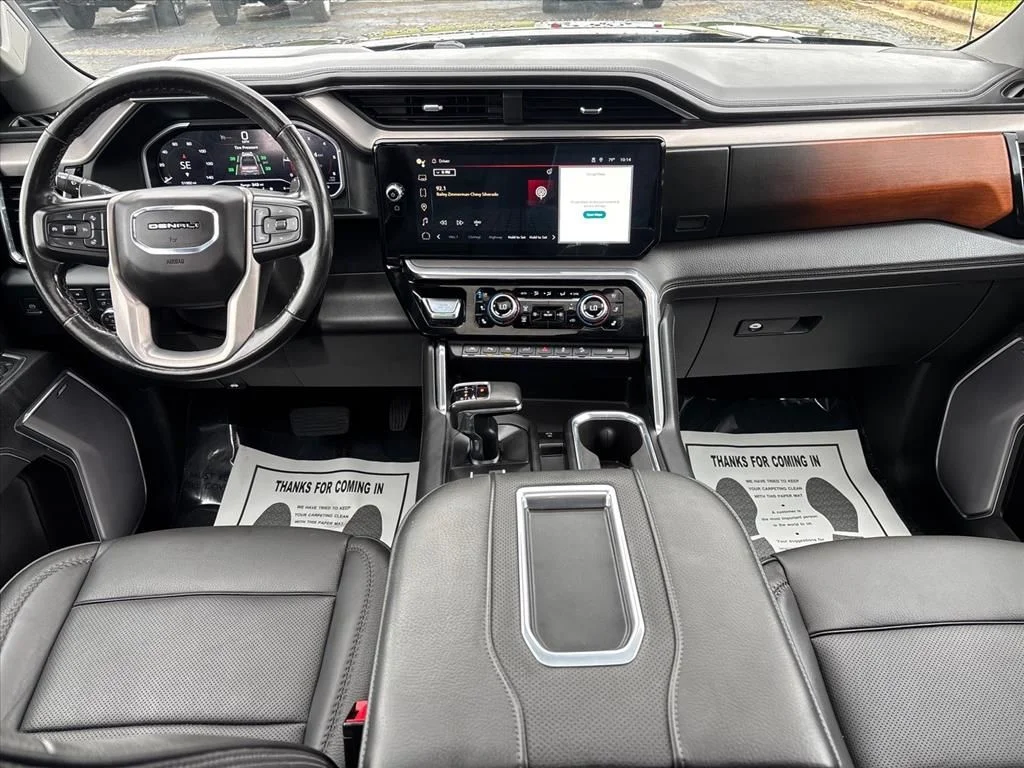 Used 2022 Black GMC Denali image 22