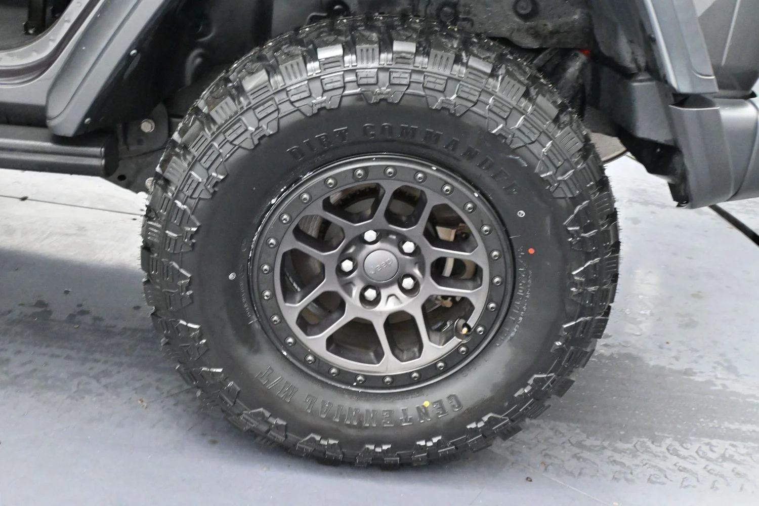 Used 2022 Granite Crystal Metallic Clearcoat Jeep Unlimited Rubicon image 35