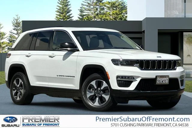 Used 2024 White Jeep 4xe image 1