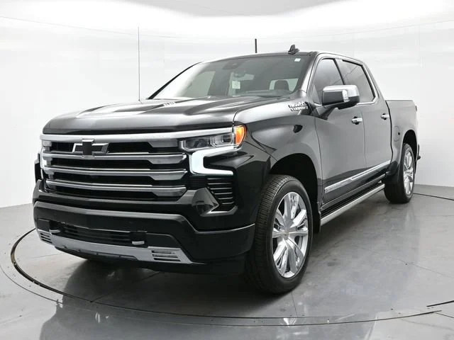 Used 2026 Black Chevrolet High Country image 3