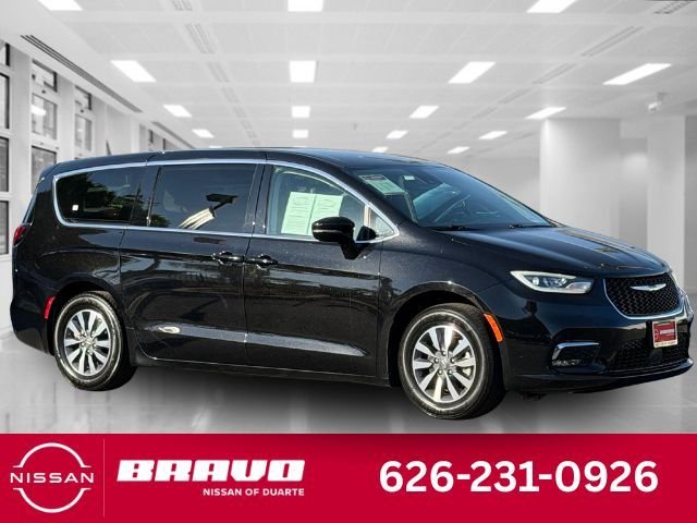 2024 Chrysler Pacifica Hybrid Select