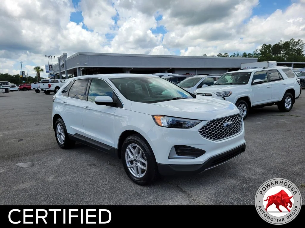 Used 2024 White Ford SEL image 8