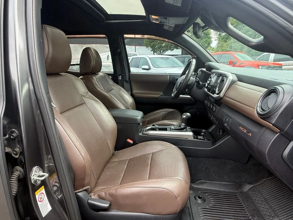 Used 2018 Magnetic Gray Metallic Toyota Limited image 28