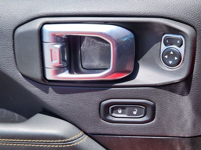 Used 2025 Red Jeep Sahara image 11