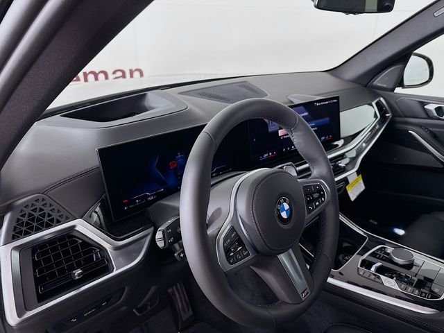 New 2026 Black Sapphire Metallic BMW xDrive40i image 9
