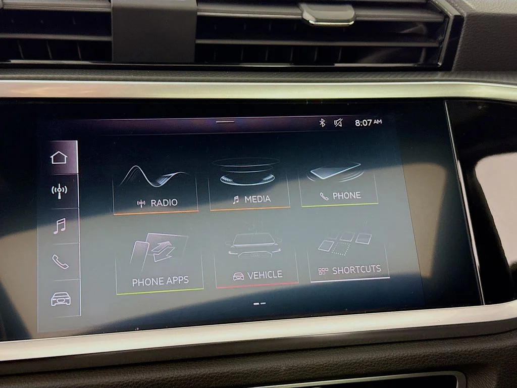 Used 2019 Mythos Black Metallic Audi 2.0T Premium Plus image 15