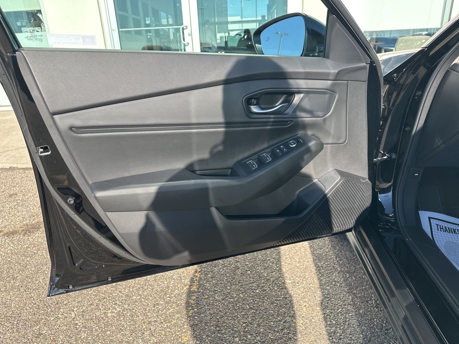 Certified Used 2025 Black Honda SE image 13