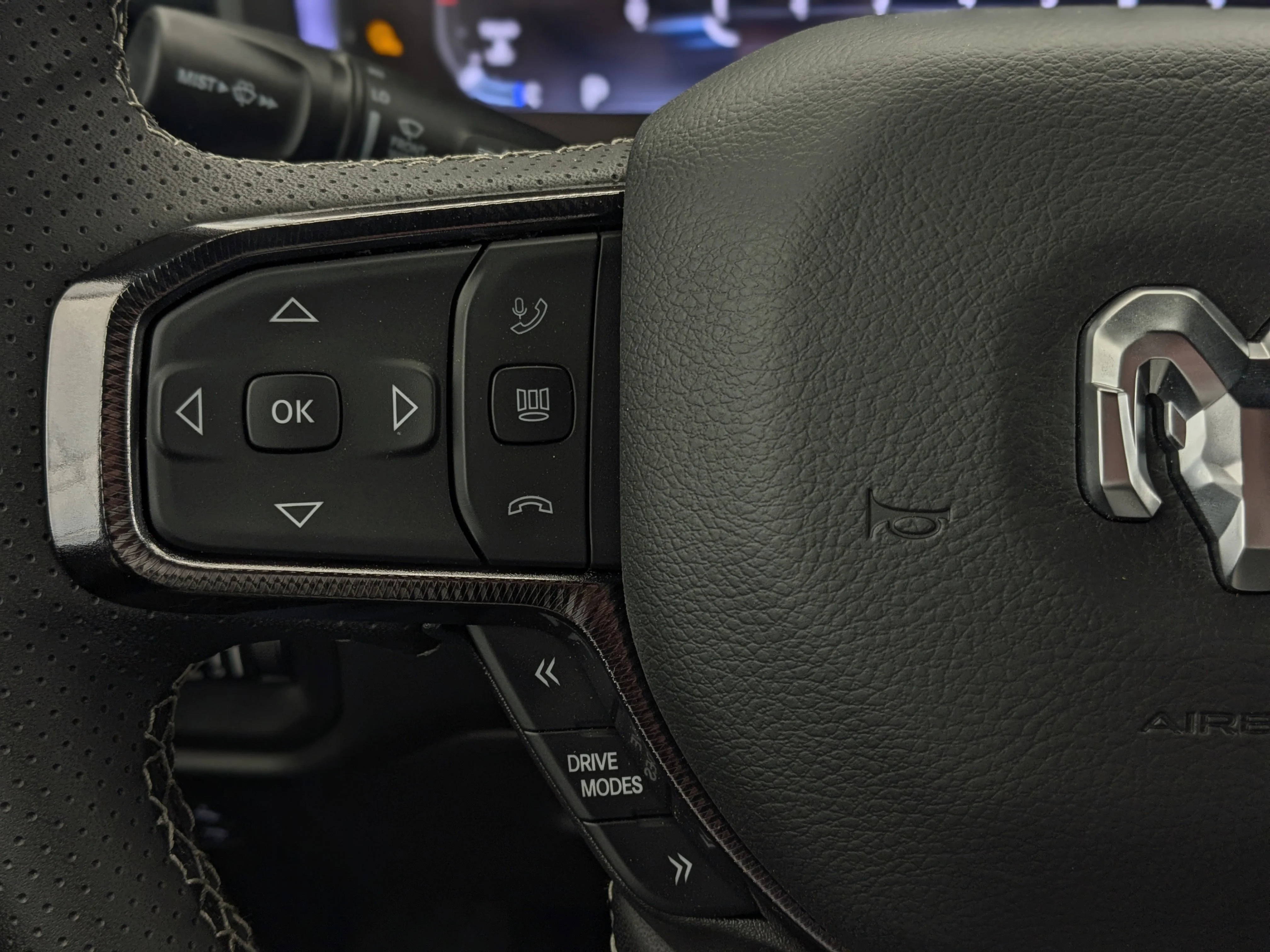 New 2026 White RAM Sport - - Pkg 21L - Pano Sunroof - Sport Hood - 3.0L Hurricane & More image 17