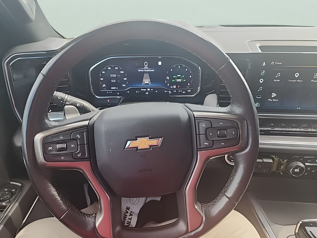 Used 2023 Black Chevrolet High Country image 16