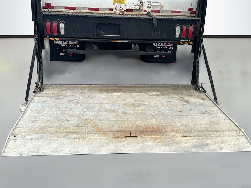 Used 2019 White Isuzu 18