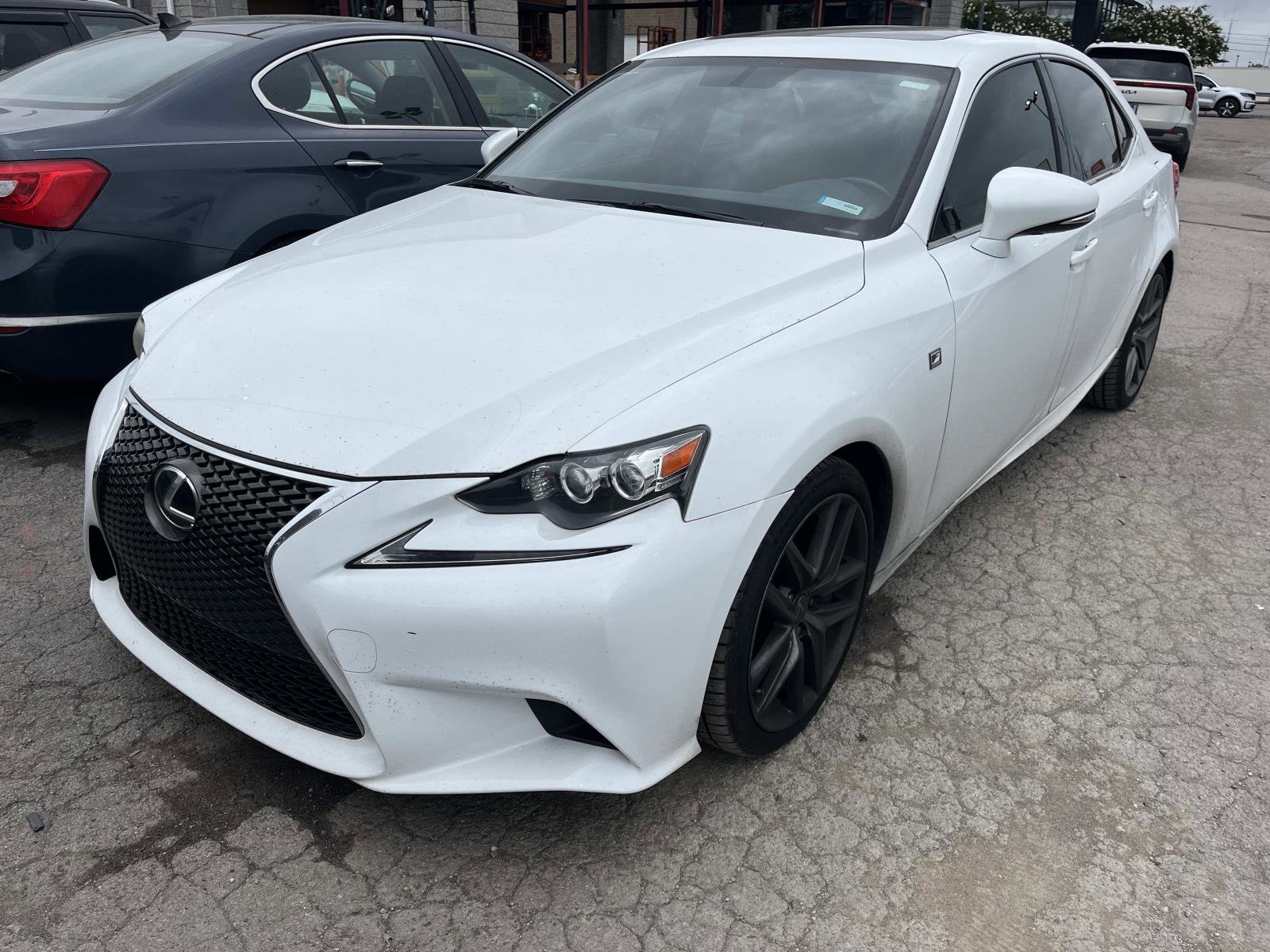 Used 2016 White Pearl Lexus 200t image 3