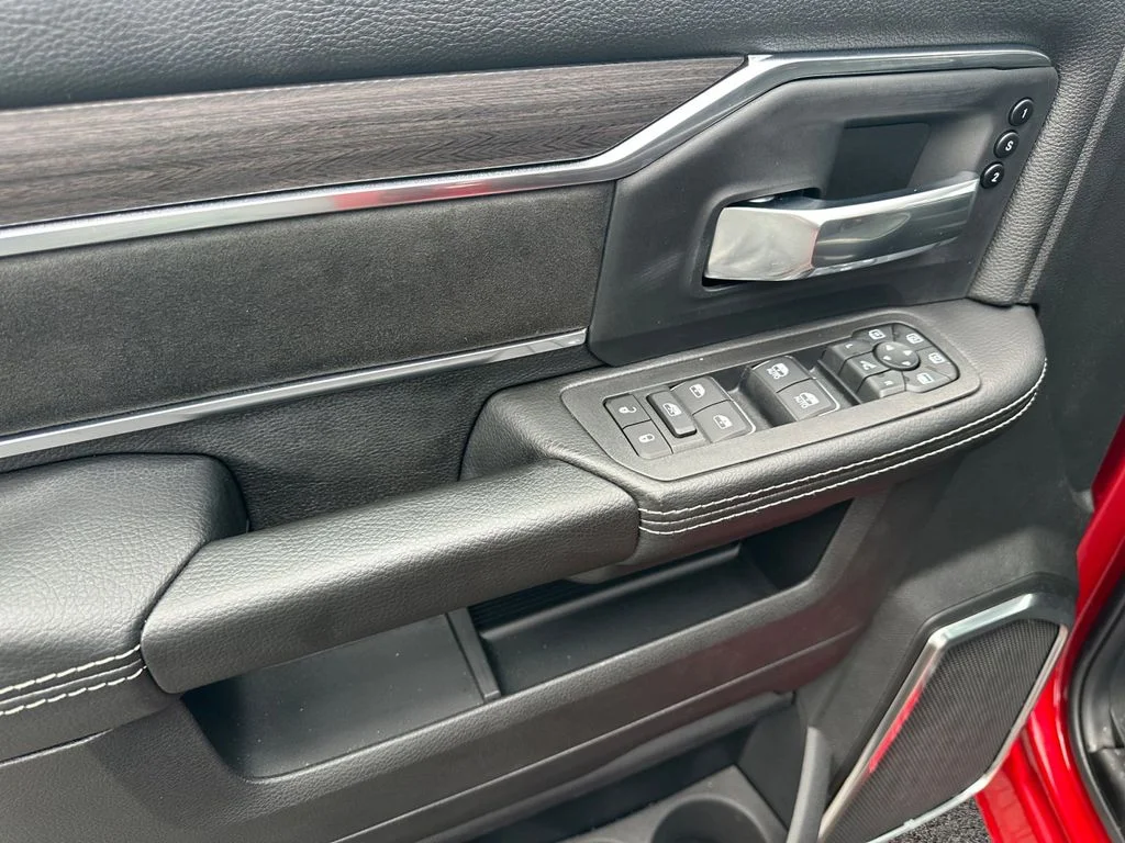 2026 RAM 2500 Laramie - Photo 16