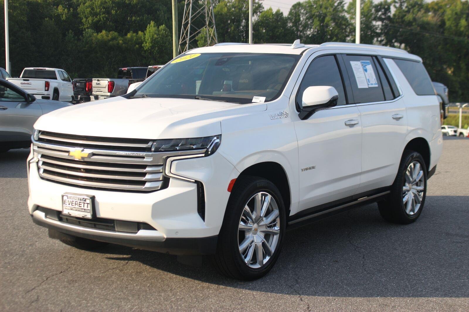Used 2021 IRIDESCENT PEARL TRICOAT Chevrolet High Country image 3