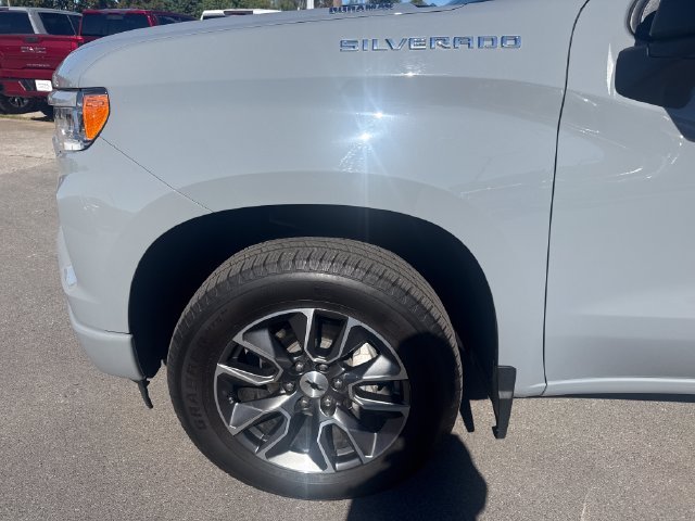 Used 2024 Gray Chevrolet RST image 10
