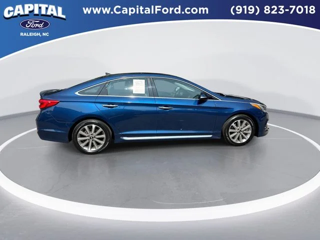 Used 2016 Blue Hyundai Limited image 9
