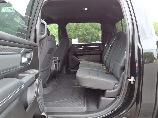 New 2026 Diamond Black Crystal Pearl-Coat Exterior Paint RAM Big Horn/Lone Star image 28