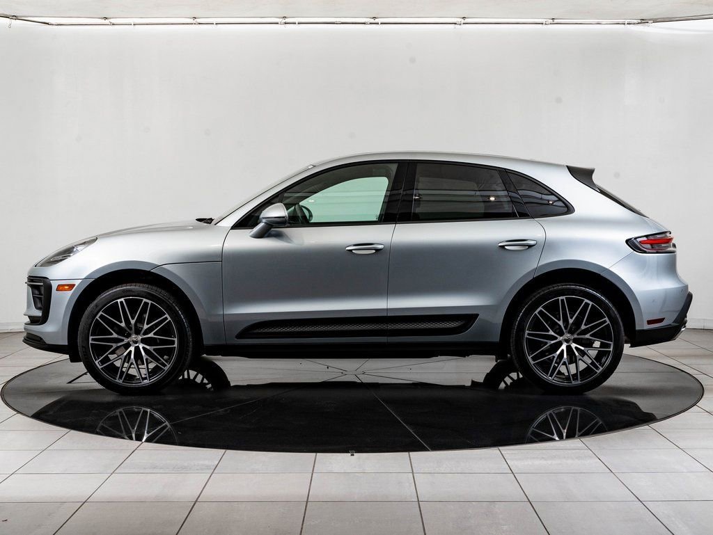Used 2025 Dolomite Silver Metallic Porsche  image 2